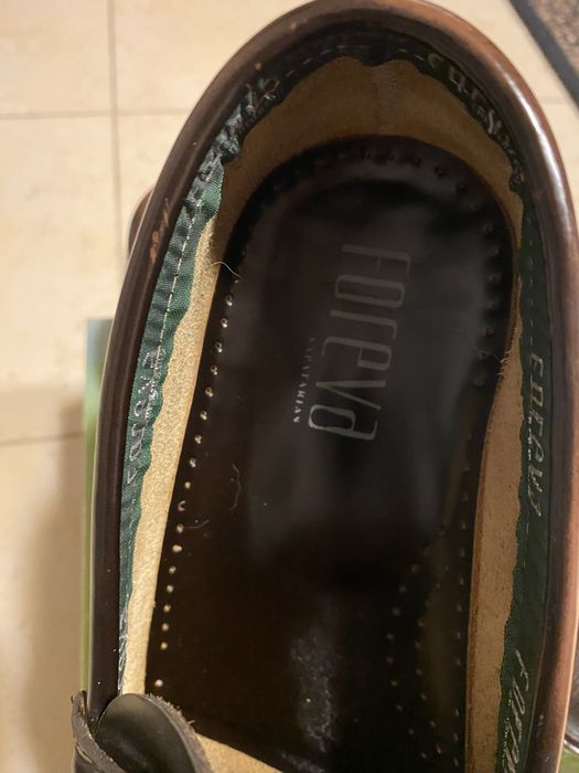 Sapatos Foreva como novos