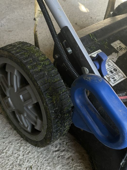 Газонокосарка бензинова