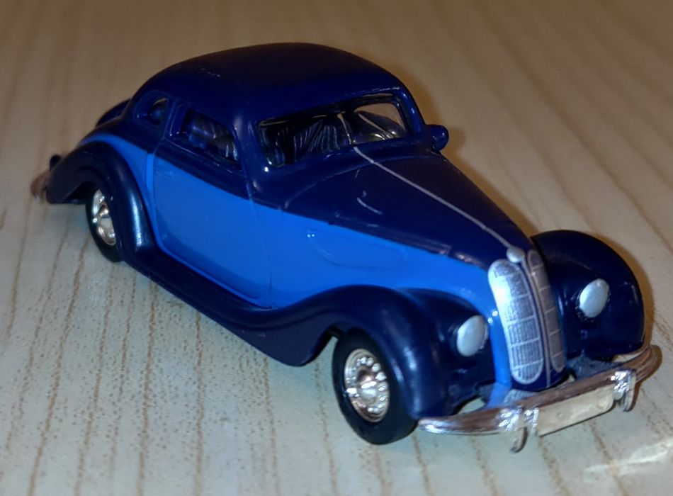 Mini Modell - resorak samochód BMW 327