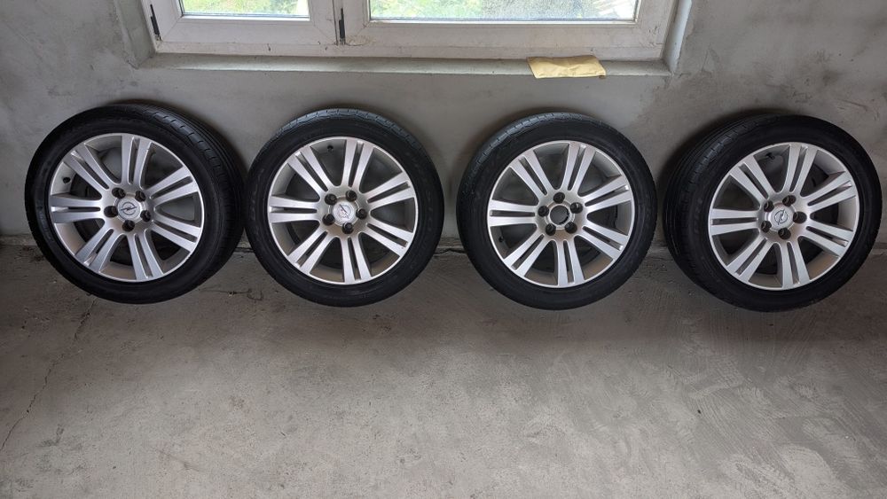 Колес Opel vectra c 215/50 R17