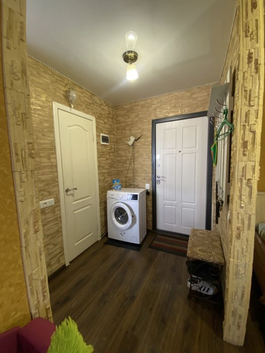 Посуточно почасово  квартира на 4 Заречном Академия Полиции Терра 44