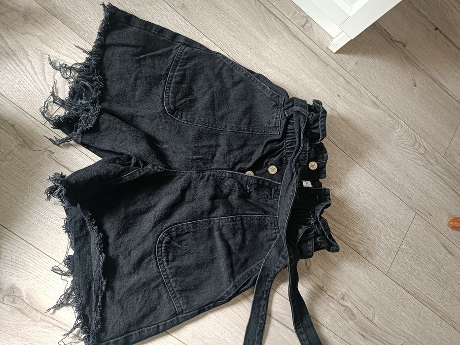 Szorty Zara czarne 36