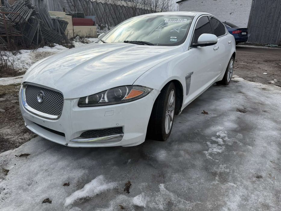 Jaguar xf 2,0 бензин