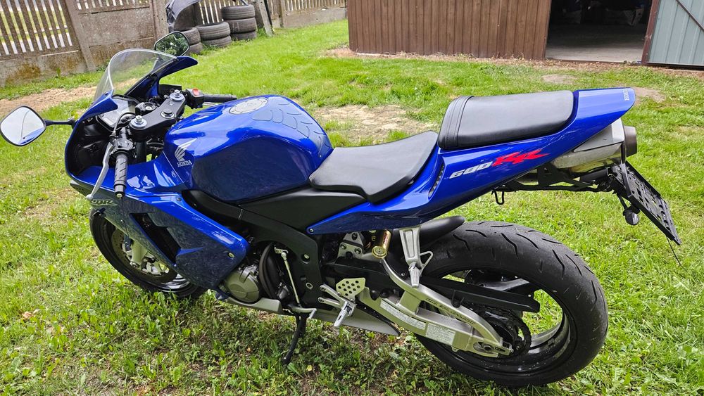 Honda CBR 600RR PC37