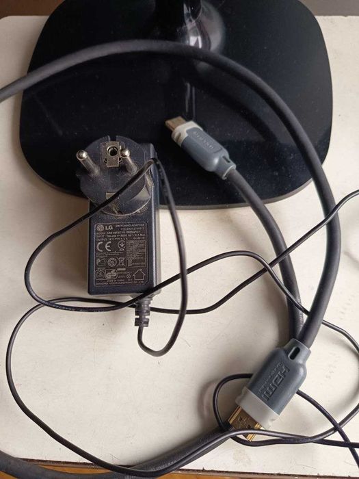 Комплект: Монітор LG 23MP57HQ-P, Клавіатура і миша Logitech MK270