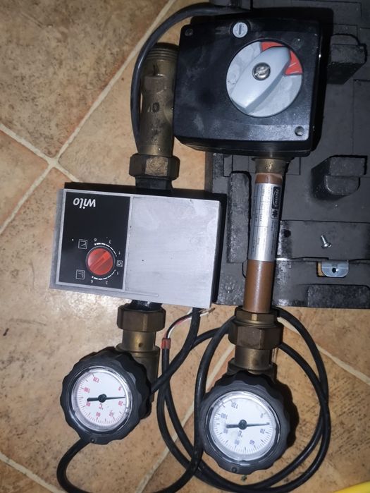 Grupa pompowa Wilo do podłogówki / CO – nowa, komplet