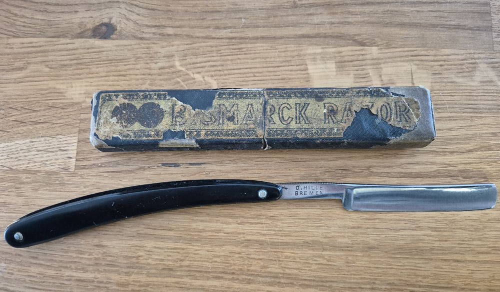 Brzytwa Vintage Bismarck  O.Hille Bremen ponad 100-letnia