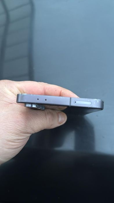 Продам Samsung S24 FE / 128 GB