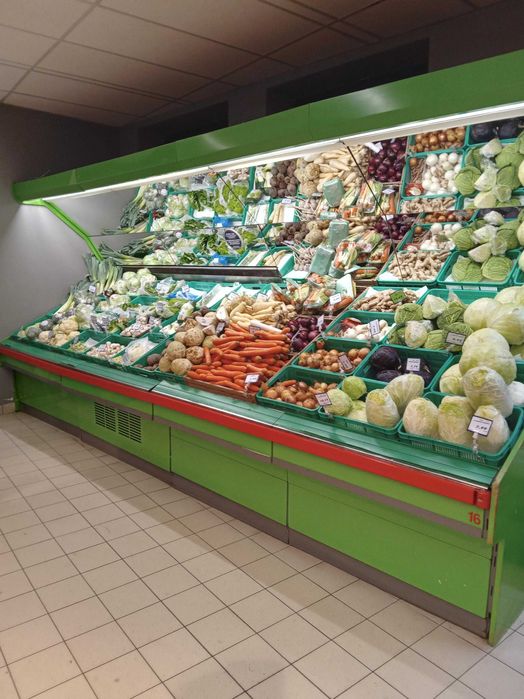 Sprzedam witrynę wystawową warzyw