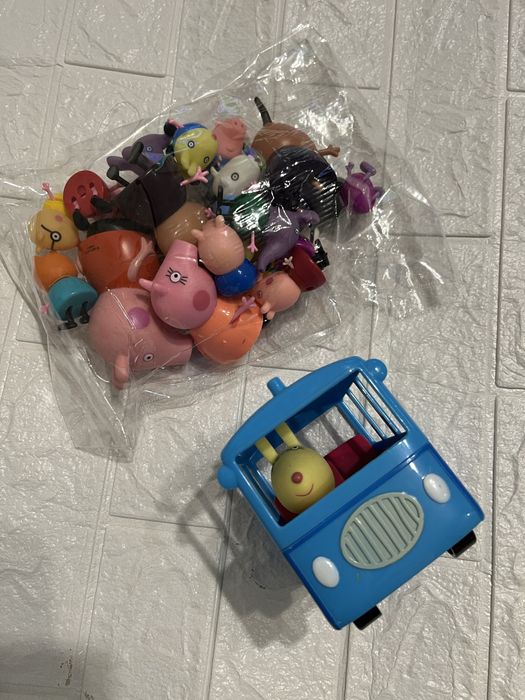 Пеппа Автобус фігурки пеппа