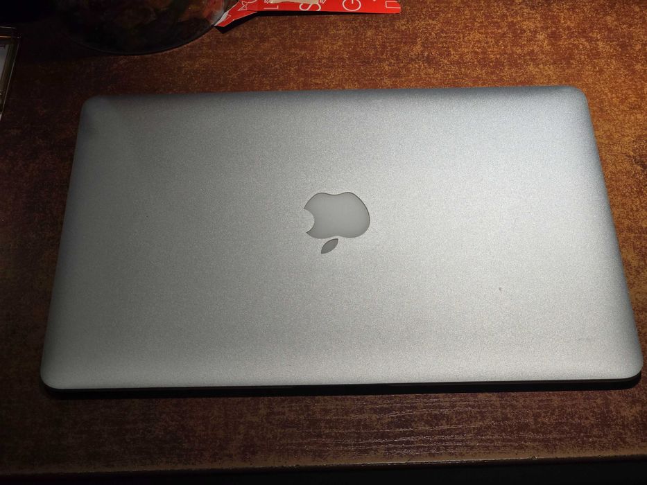 Używany - MacBook Air 13 2025 i5/128GB/8GB Srebrny 3 - GSM Baranowo