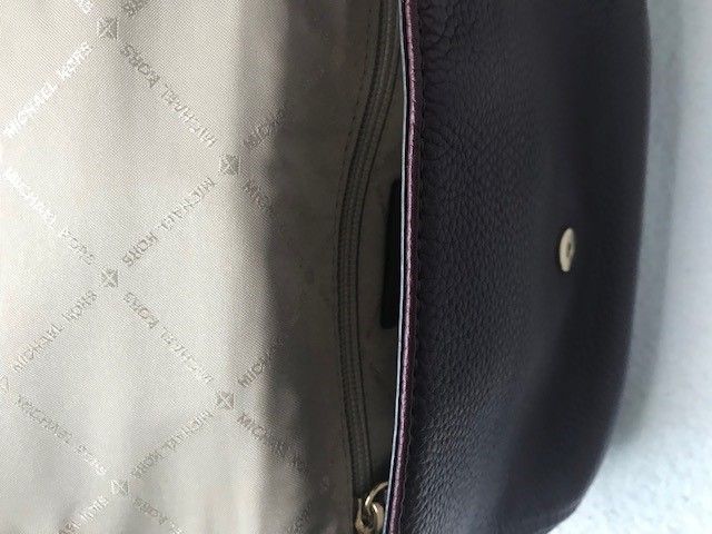 Sprzedam torebkę skórzaną Michael Kors