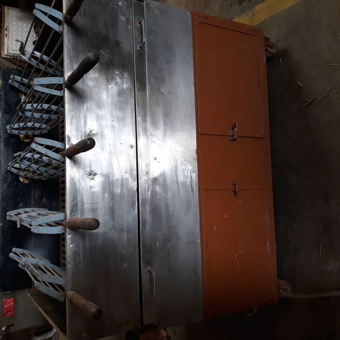 Grelhador com rotacao automatica