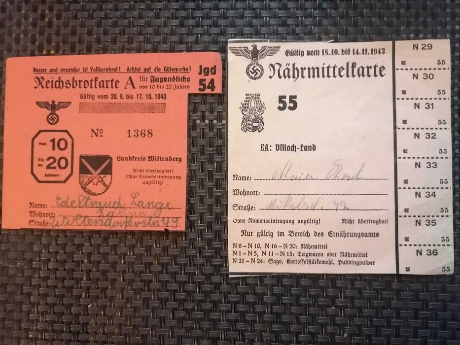 2 cartas e 9 cartões alimentares do 3.º Reich. Ótimos. 1940 a 1944