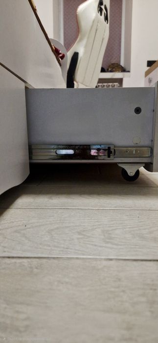 Дитяча кроватка зі стразами! Самовивіз.