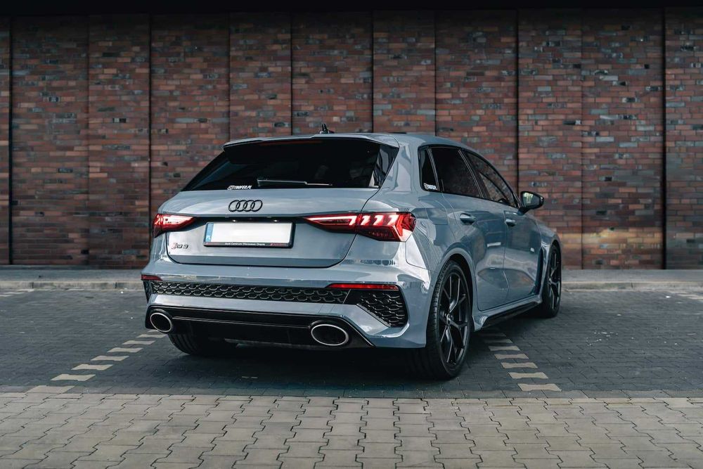 Wynajem Audi RS3 Sport Quattro wypożyczalnia samochodów