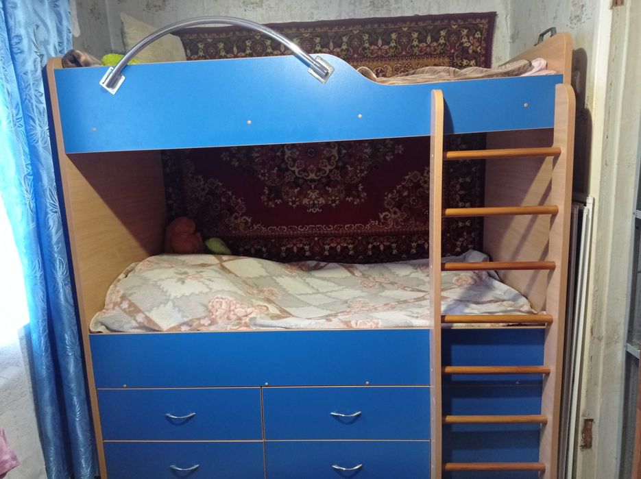 Двоповерхове ліжко універсальне