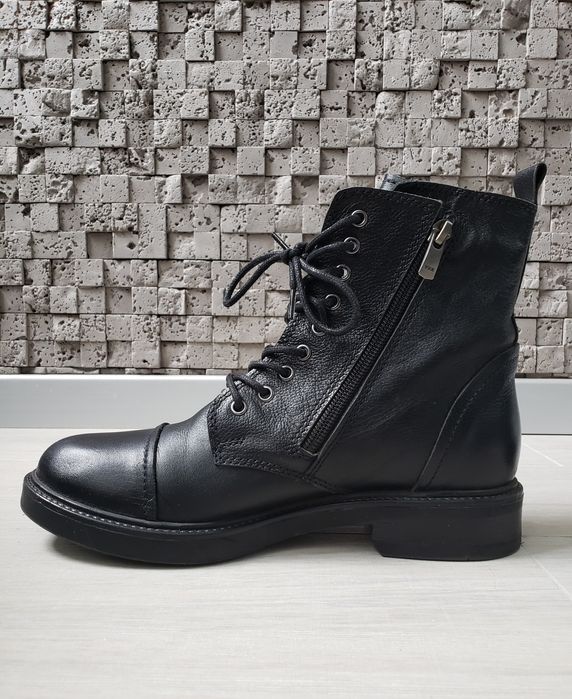 Ботинки чорнi шкiрянi