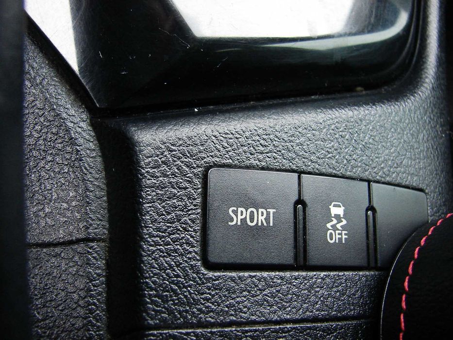 Scion IM (Toyota Auris) 1.8 АВТОМАТ 2016 год