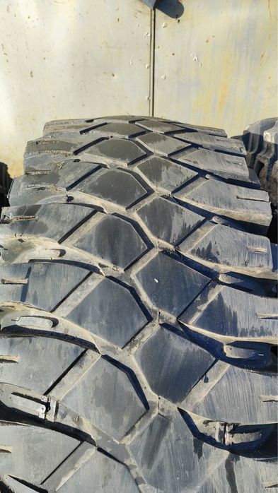 Maxxis Creepy Crawler 38.5X14.50 R16