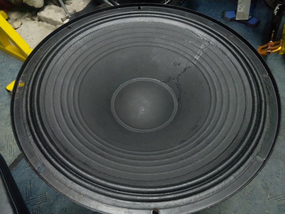 Eminence 1507 8 ohm