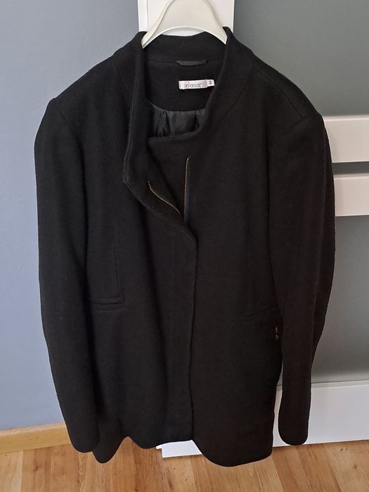 Płaszcz zimowy czarny 44