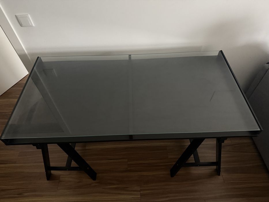 Secretária IKEA madeira c/ tampo de vidro