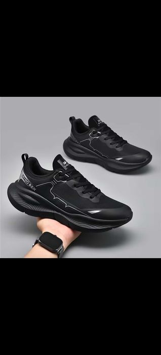 Кроссовки дышащие весна, лето, осень.