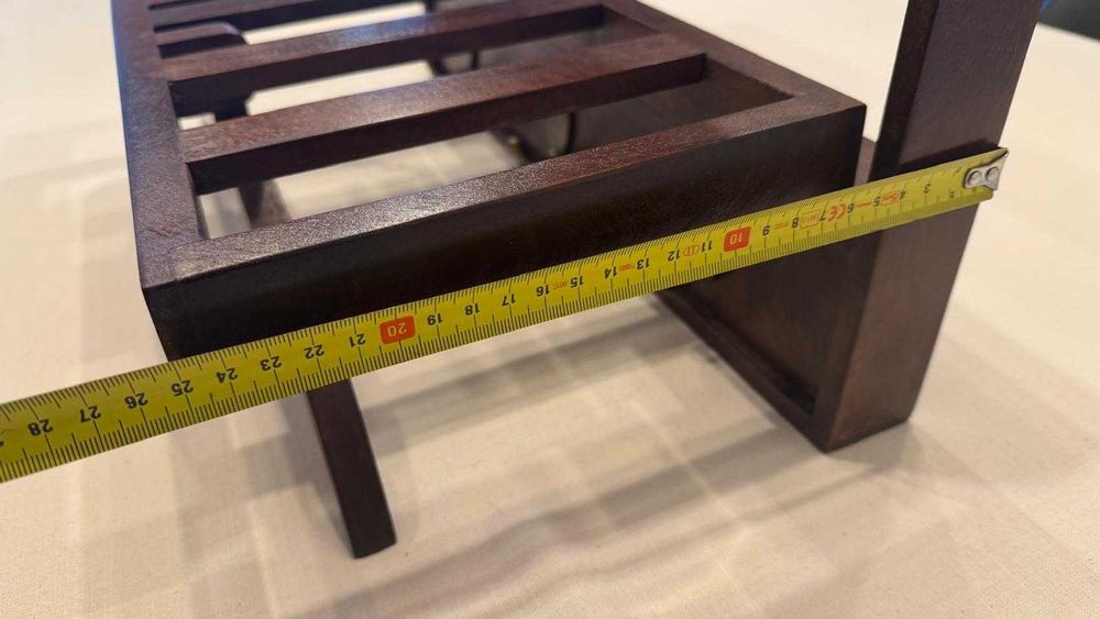 Cabide em madeira para fixar a parede (novo)