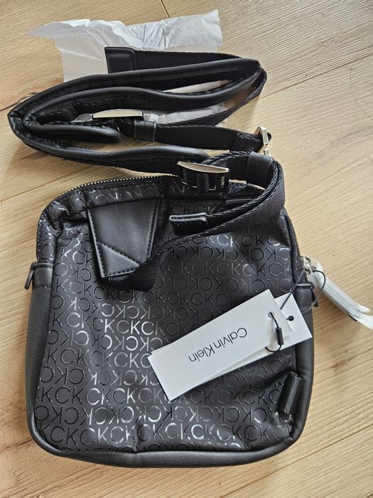 Calvin Klein Saszetka Torba na ramię