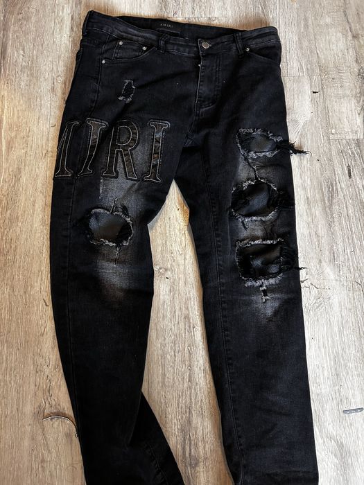 Dzinsy amiri  w bardzo dobrym stanie