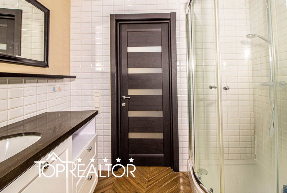 Лермонтовская 18А! М Ярослава Мудрого! Продам 4К 155 м2