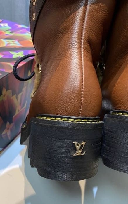 Botas Louis Vuitton Mulher 38