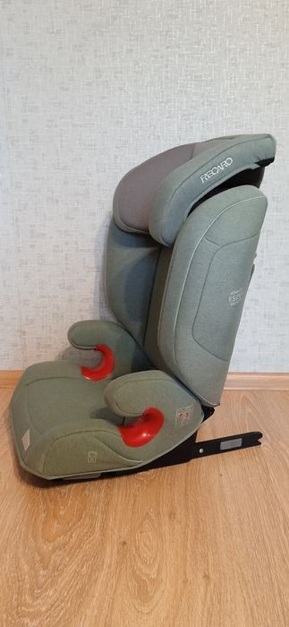 Автокрісло Recaro Monza Nova 2