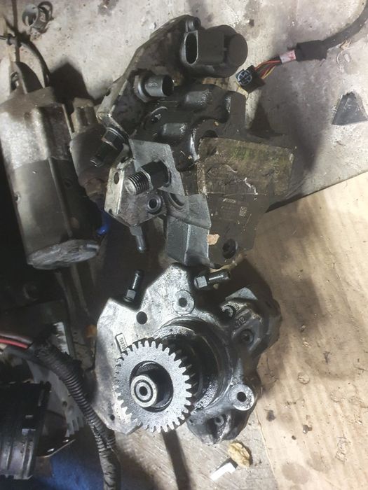 Pompa paliwa Jeep Grand Cherokee WK Commander Chrysler 300C 3.0 CRD