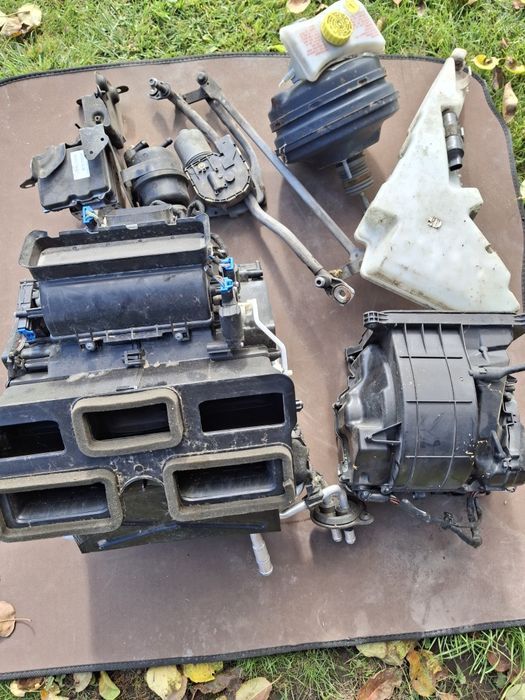 Блоки управління ауді а6 с6 та інші запчастини.