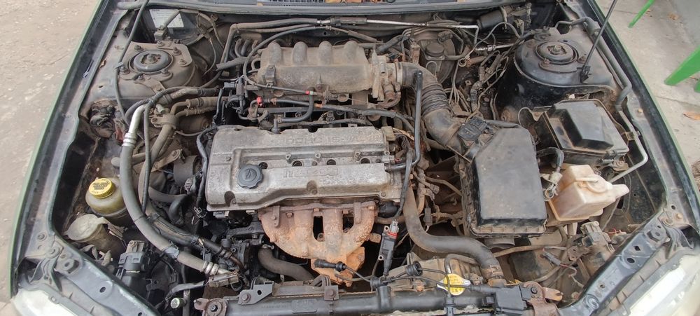 Мазда 323 2001 года