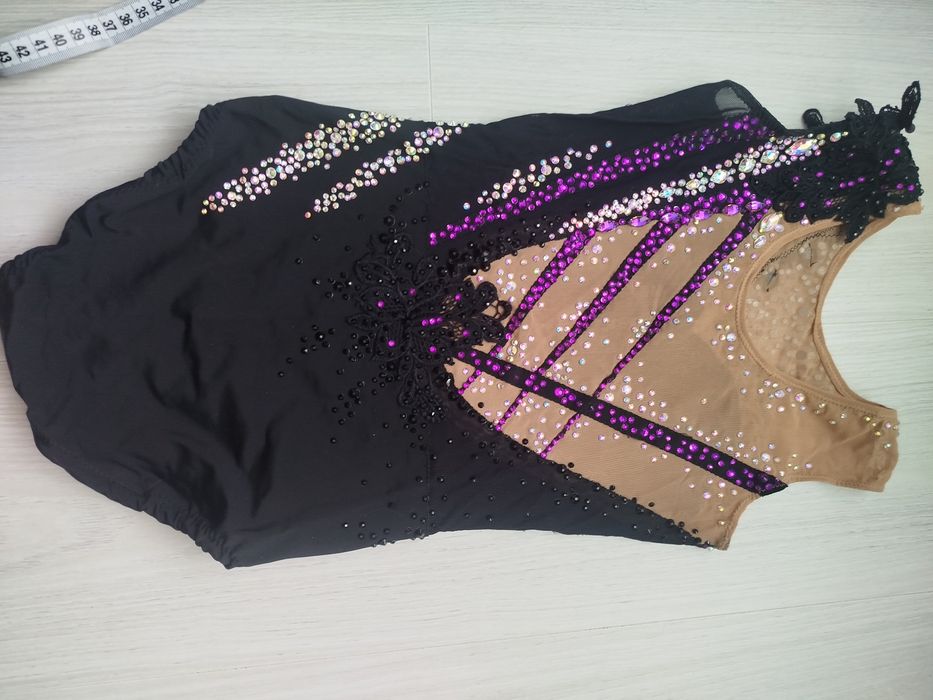 Купальник для художньої гімнастики