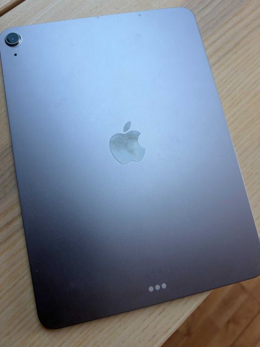 iPad Air 11" (M3) 128GB como NOVO + Apple Pencil + Capa | Garantia e Bateria 100%
