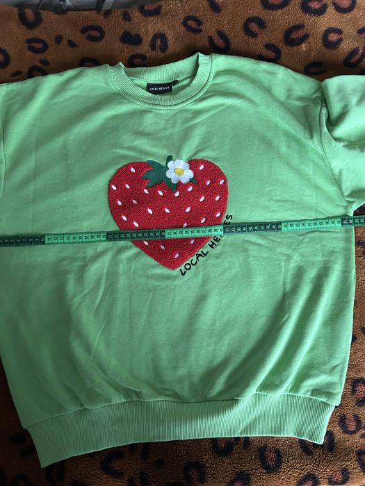 Bluza Local Heroes z truskawką