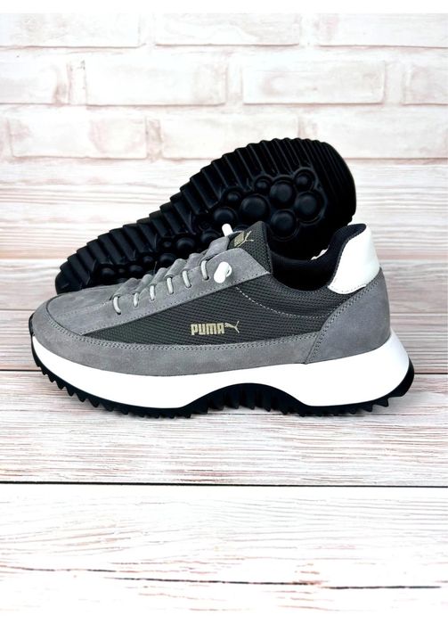 Кросівки.    Puma