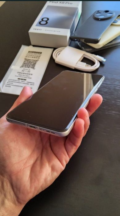 OPPO Find X8 Pro - C/garantia