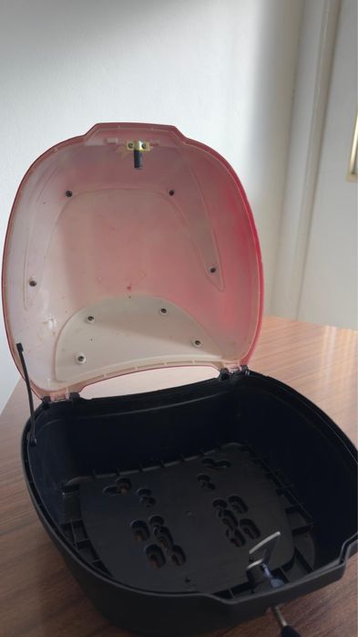 Baú scooter eletrica