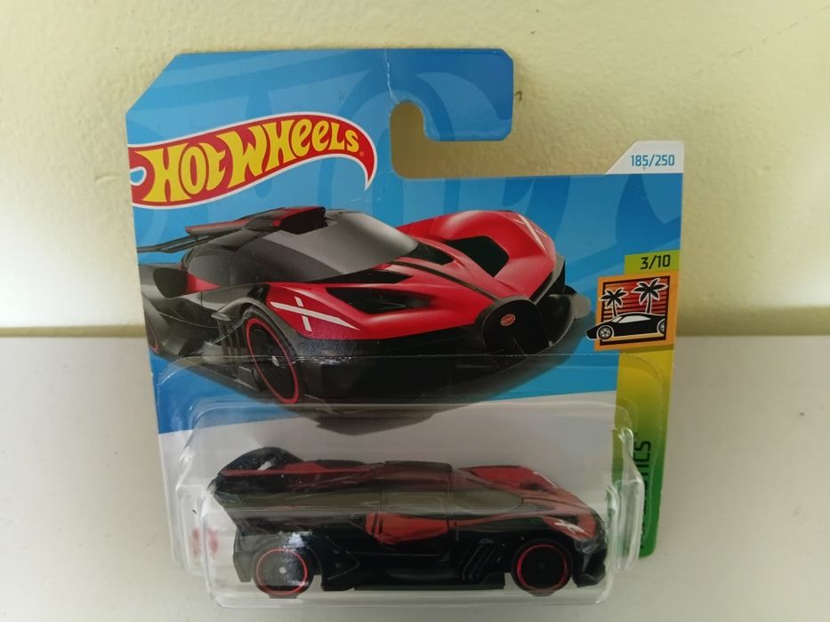Машинки HOT WHEELS