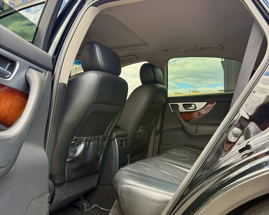 Продаж Infiniti FX 30d