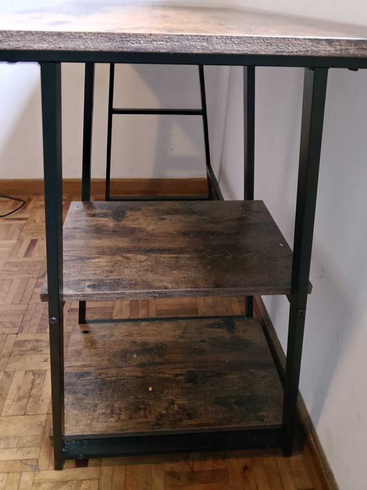 Secretaria e cadeira