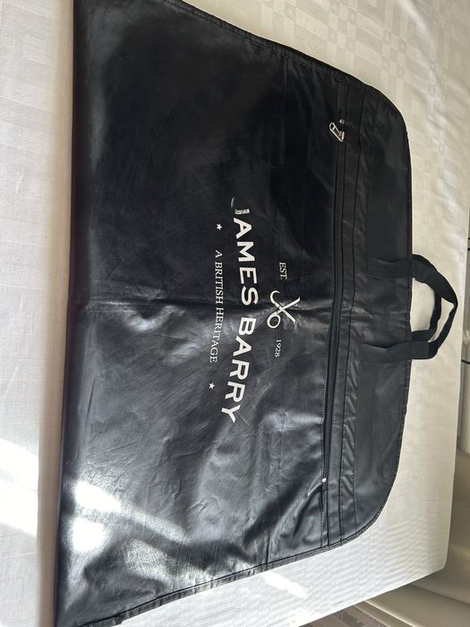 Портленд James Barry,  сумка для костюма, Англія