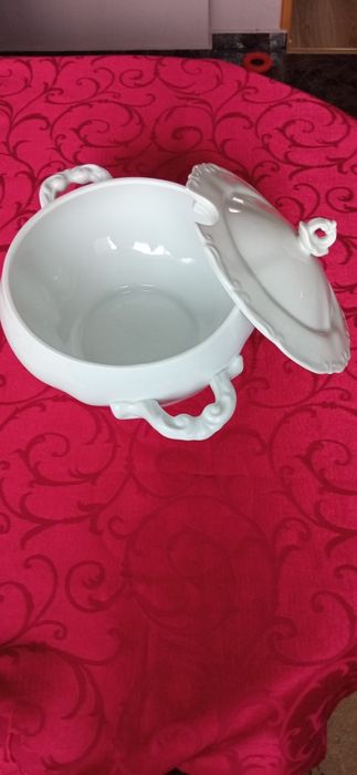 Sprzedam waze porcelana z Chodzieży