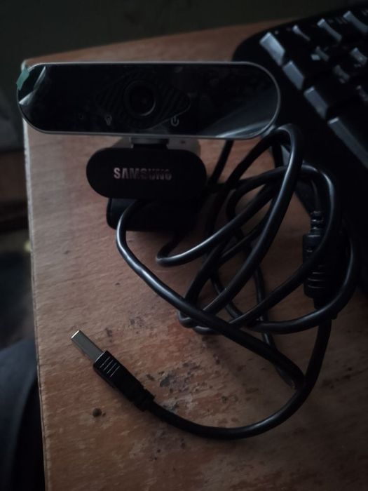 Продам веб камеру.  Новая