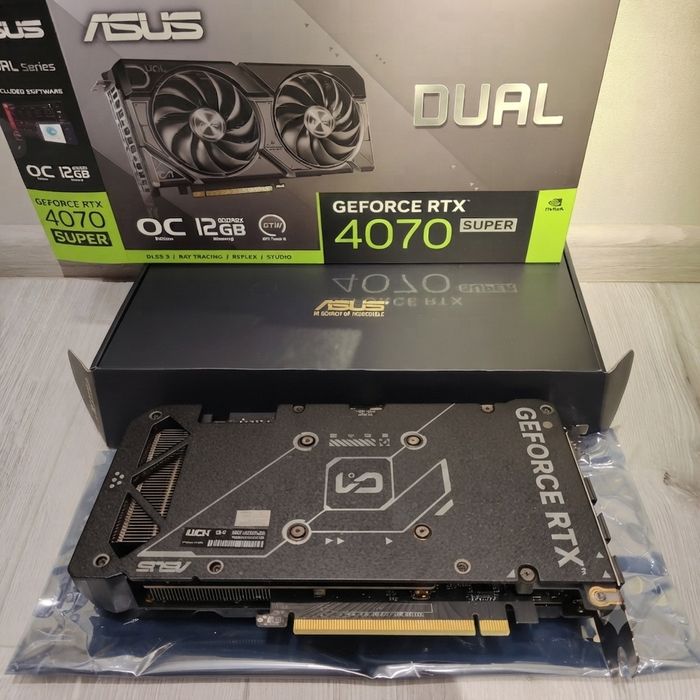 Видеокарта ASUS DUAL RTX 4070 SUPER EVO 12Gb